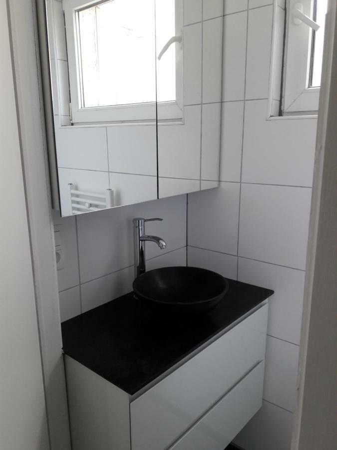 2 Slaapkamer Appartement Op De Zeedijk Van Oostende. Eksteriør billede
